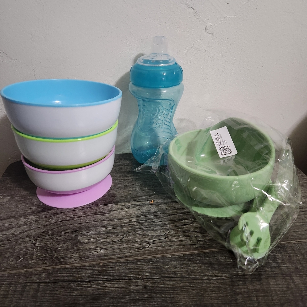 Baby/Toddler bowls and sippy